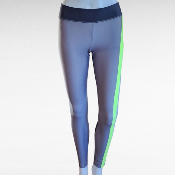 Under Armour Carbon Heather Metallic Silver Heat Gear Leggings Size Small - Picture 2 of 9